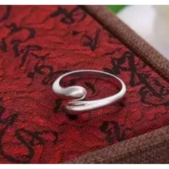 Jewely Set, 16" Necklace, Bracelet. Earrings, Ring .925 Waterdrop Sterling... - Picture 5 of 12